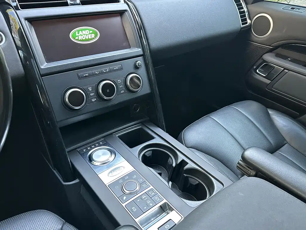 Land Rover Discovery — фото 24