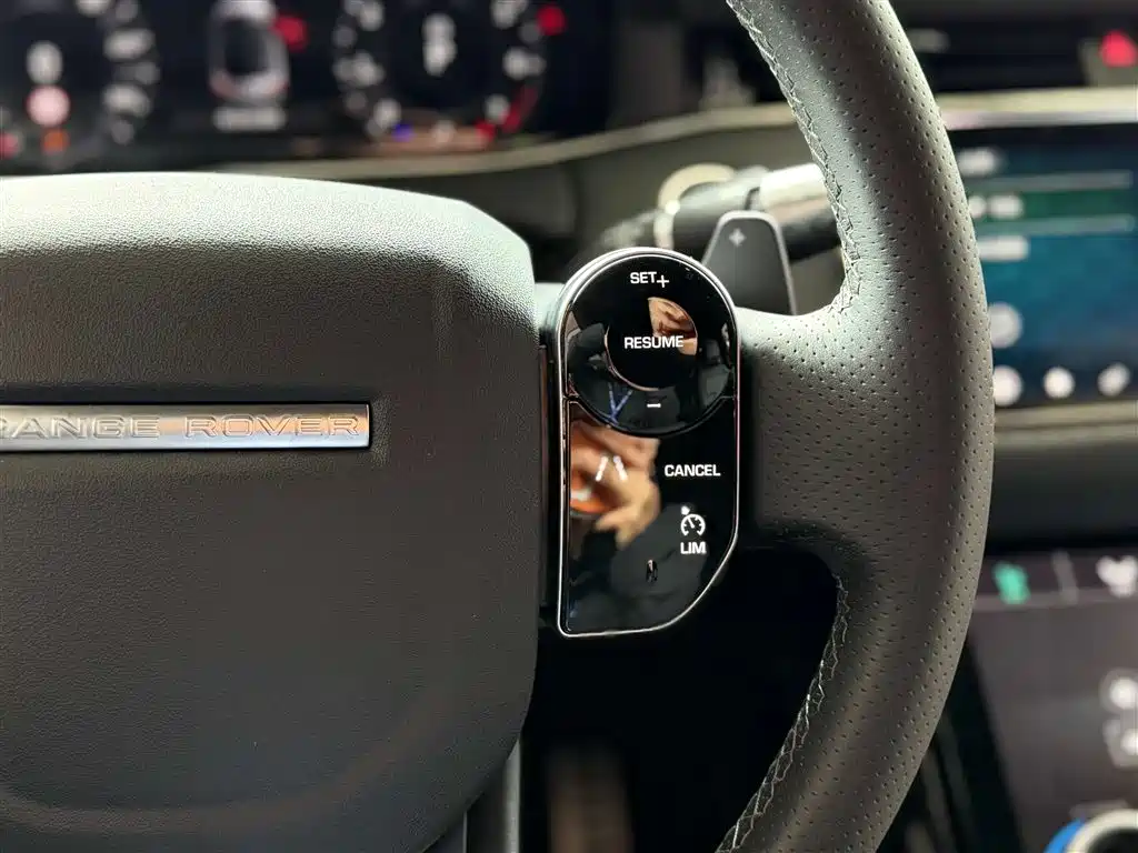 Land Rover Evoque — фото 16