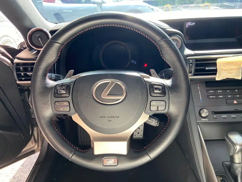 Lexus IS — фото 7