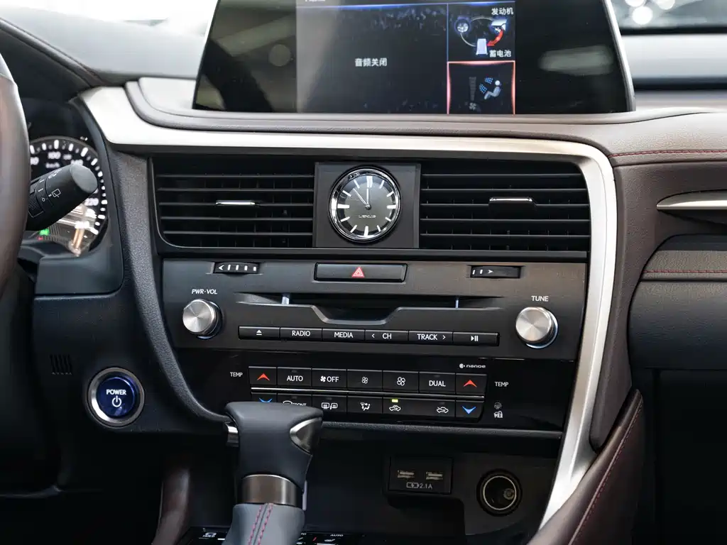 Lexus RX — фото 17