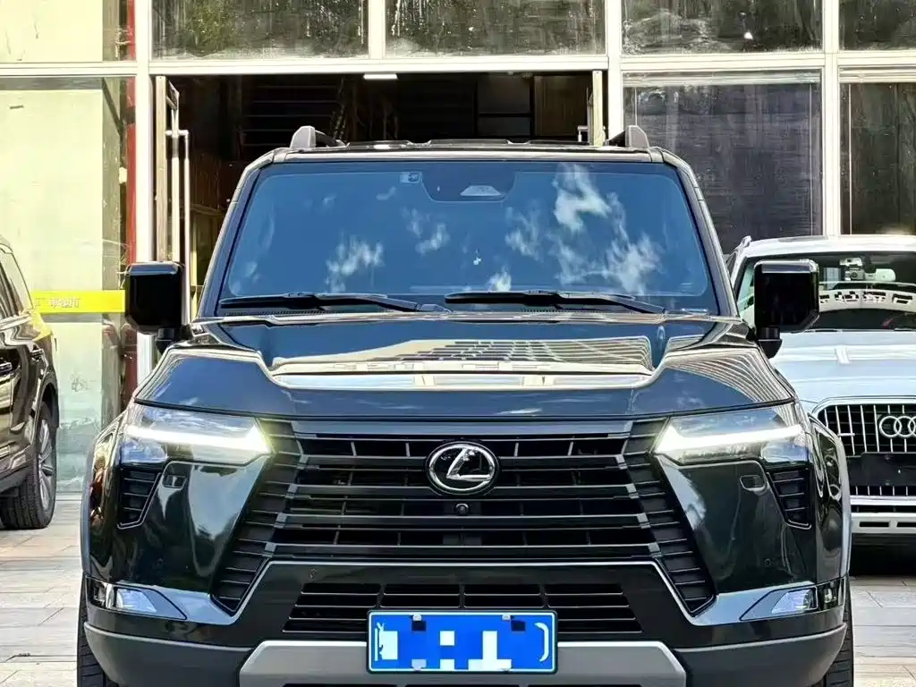 Lexus GX — фото 2