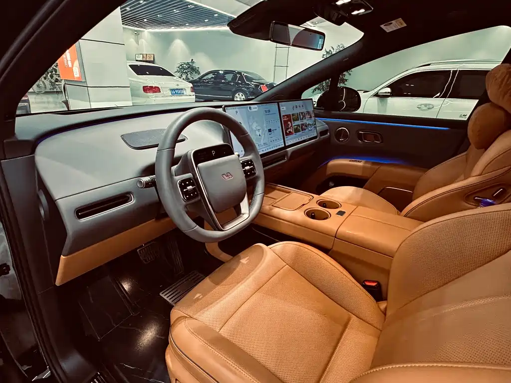 Li Auto Li i8 — фото 23