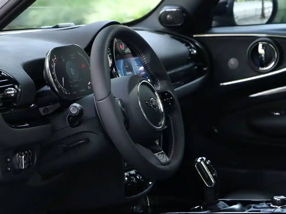MINI Mini Clubman — фото 18