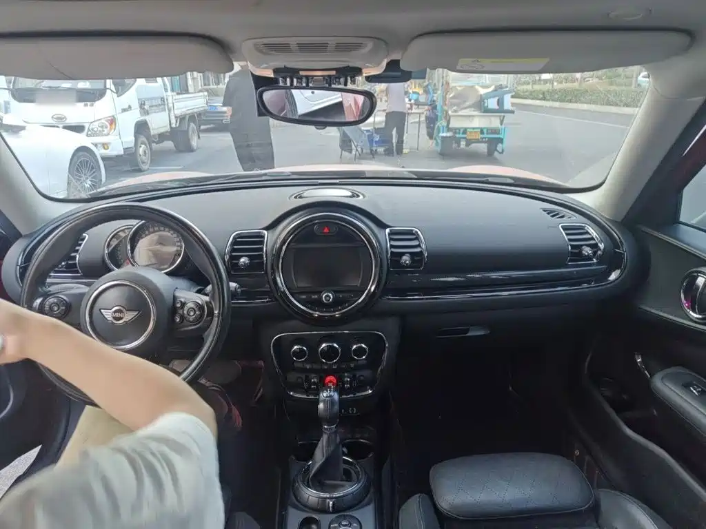 MINI Mini Clubman — фото 5