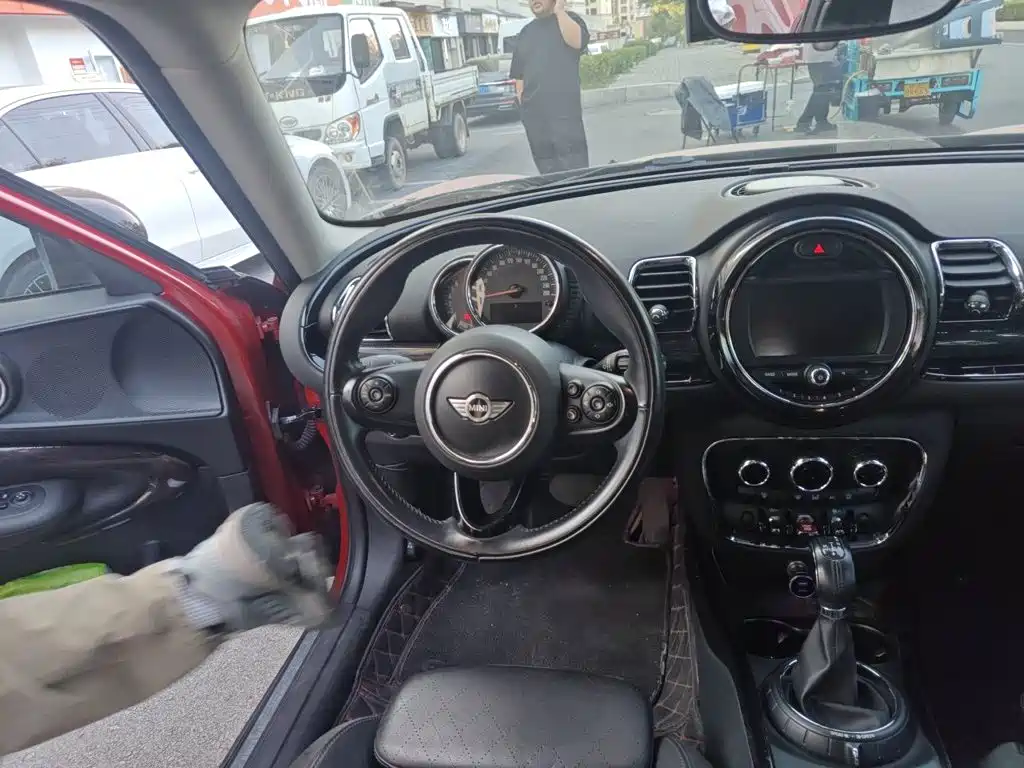 MINI Mini Clubman — фото 6