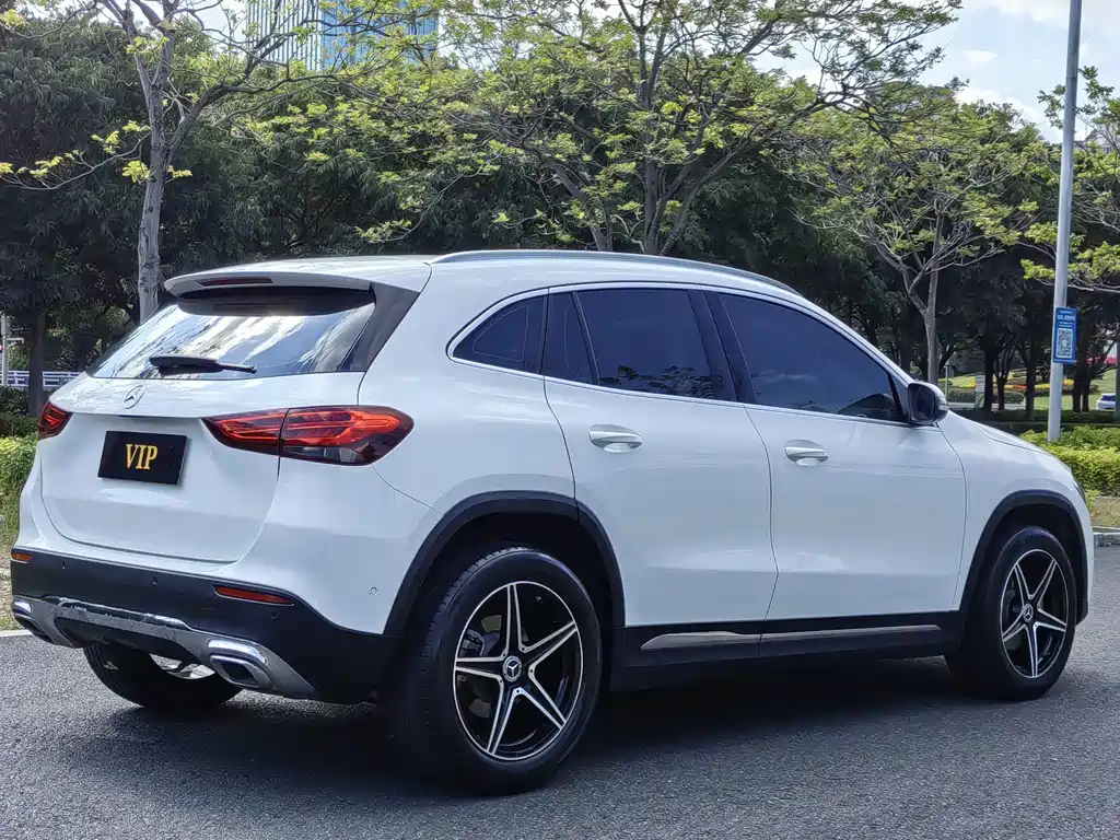 Mercedes-Benz GLA — фото 5
