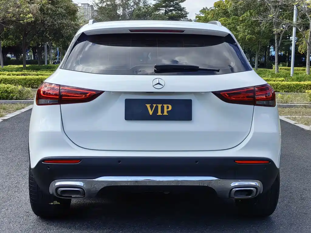 Mercedes-Benz GLA — фото 6