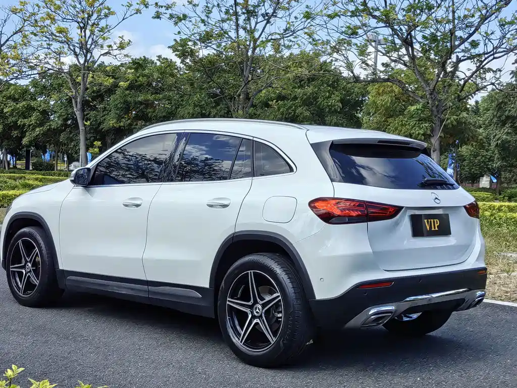 Mercedes-Benz GLA — фото 7