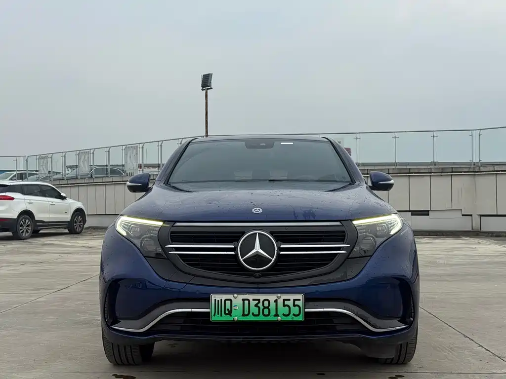 Mercedes-Benz EQC — фото 2