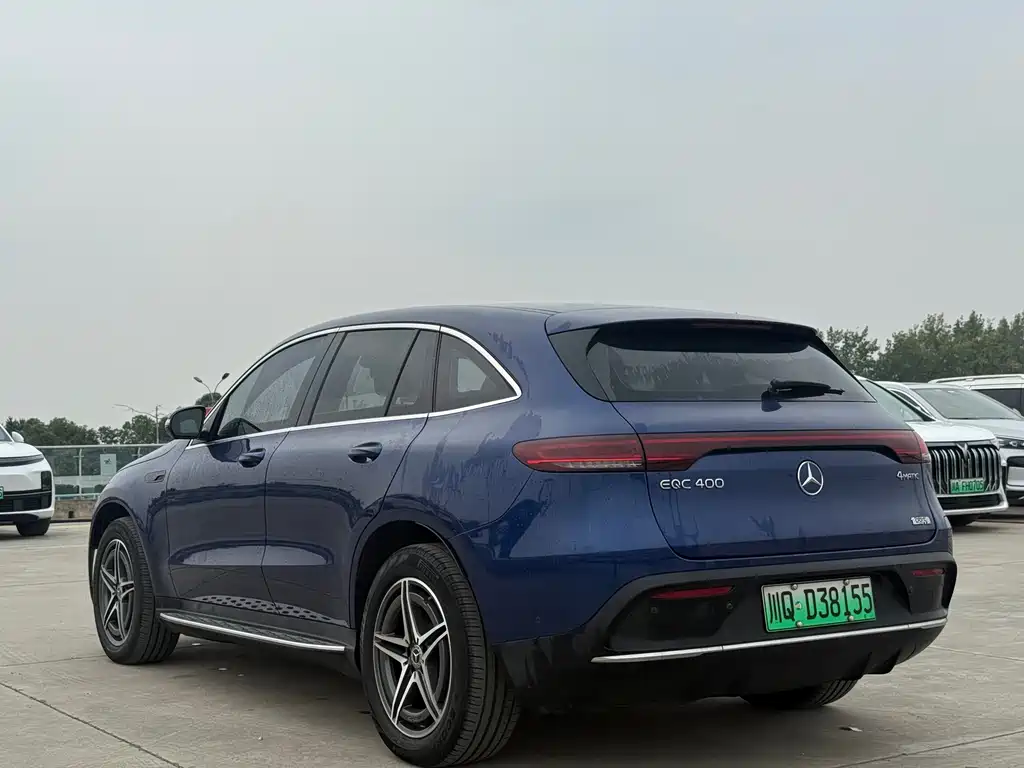 Mercedes-Benz EQC — фото 5