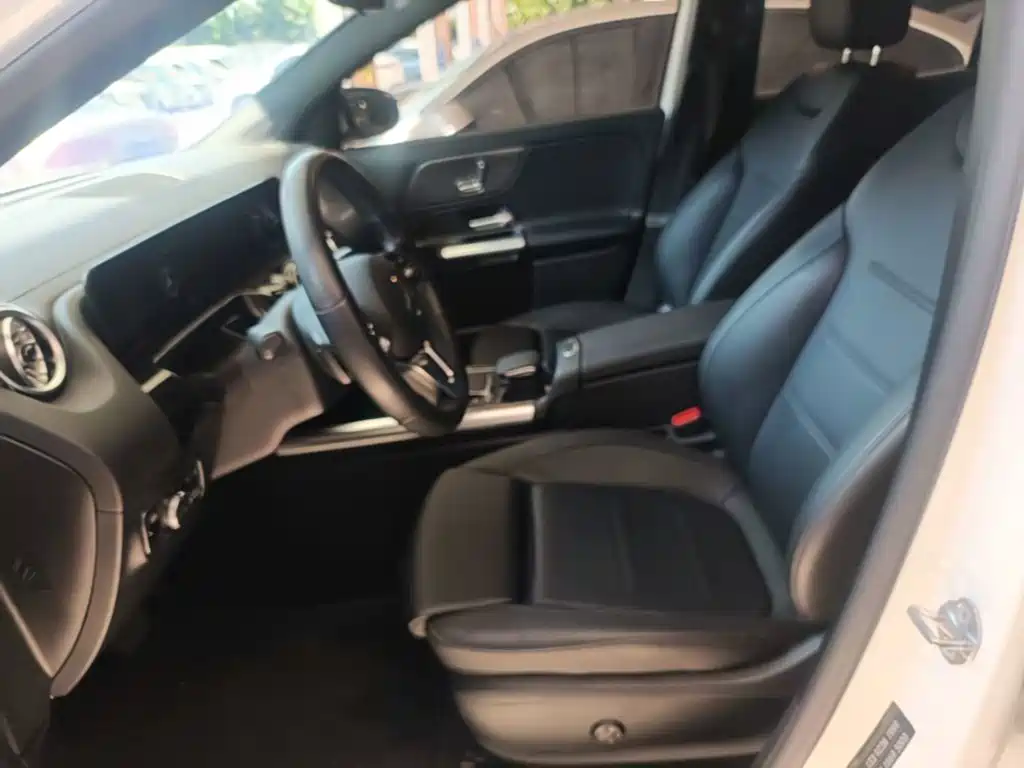 Mercedes-Benz GLA — фото 15