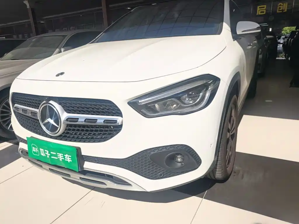 Mercedes-Benz GLA — фото 24