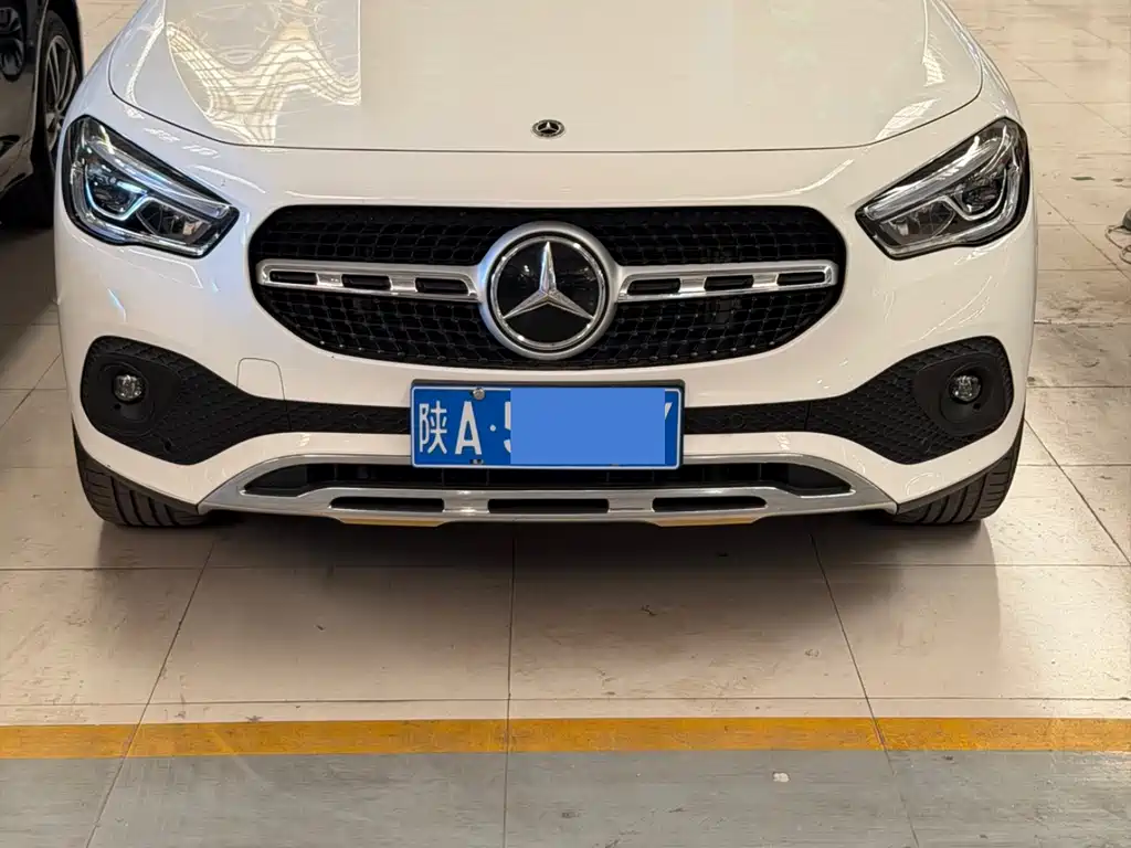 Mercedes-Benz GLA — фото 2