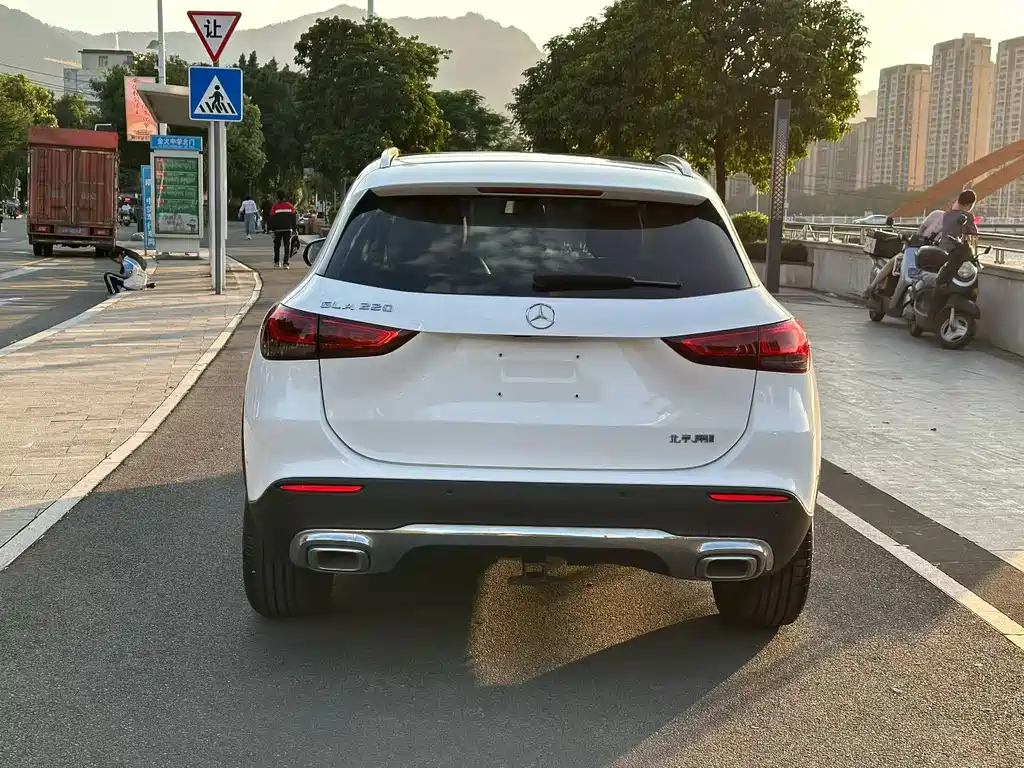 Mercedes-Benz GLA — фото 4