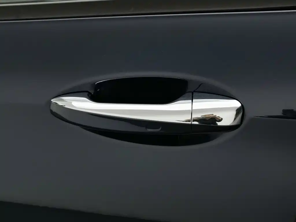 Mercedes-Benz E-Class (Import) — фото 18