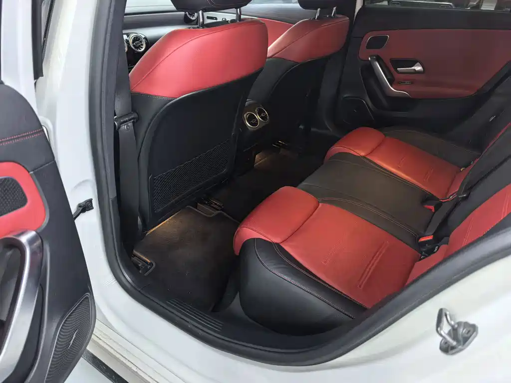 Mercedes-Benz A-Class AMG — фото 6