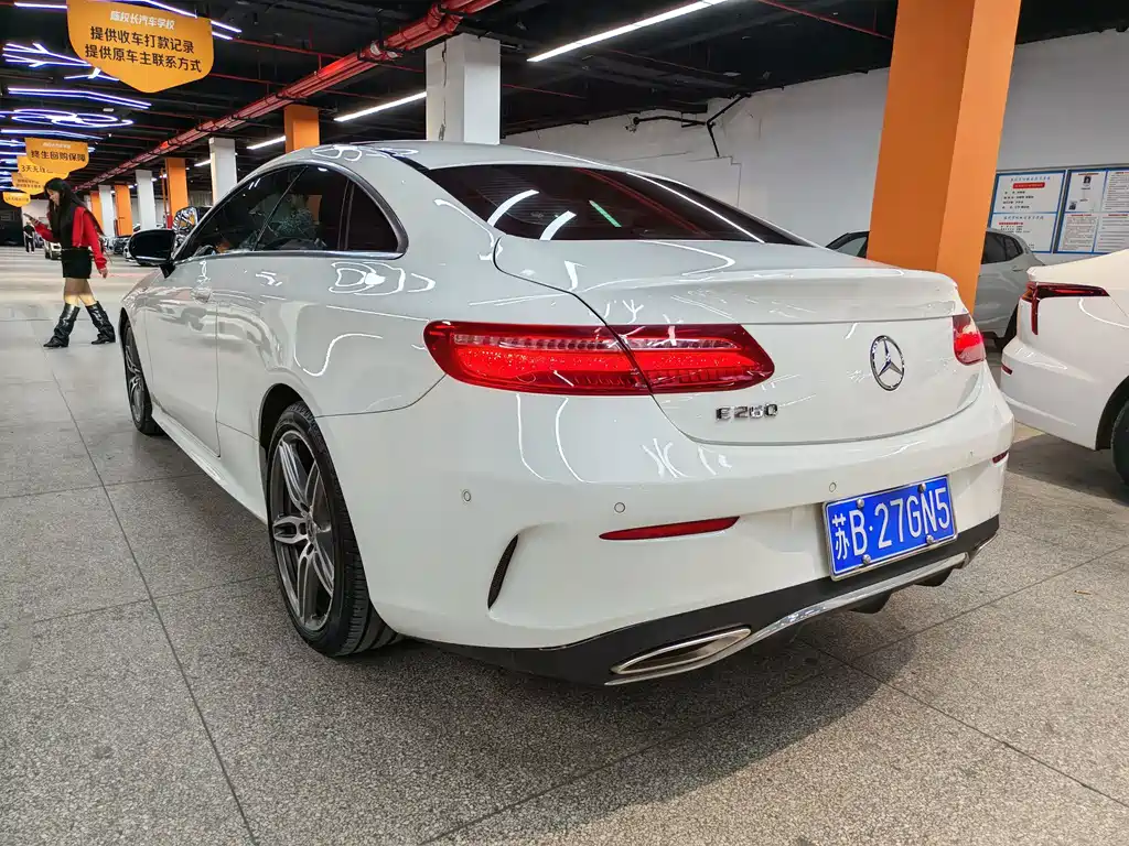 Mercedes-Benz E-Class (Import) — фото 3
