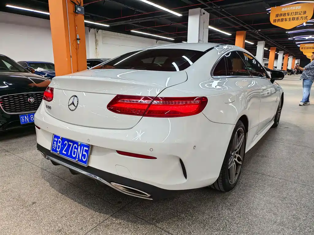 Mercedes-Benz E-Class (Import) — фото 4