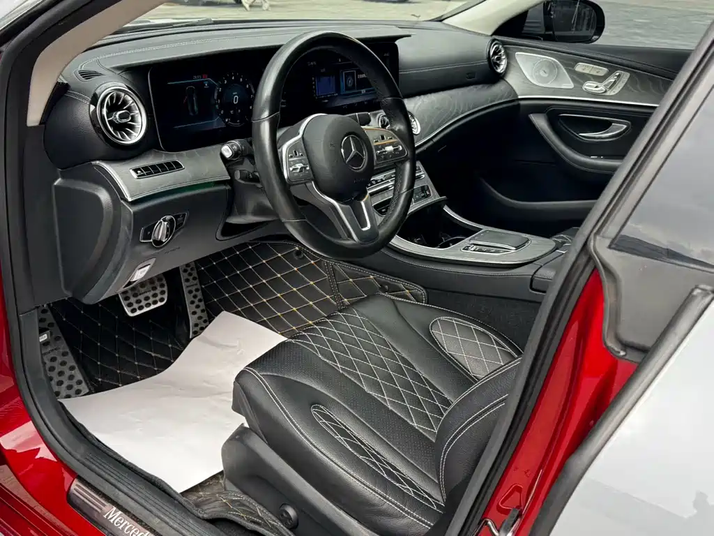 Mercedes-Benz CLS — фото 4