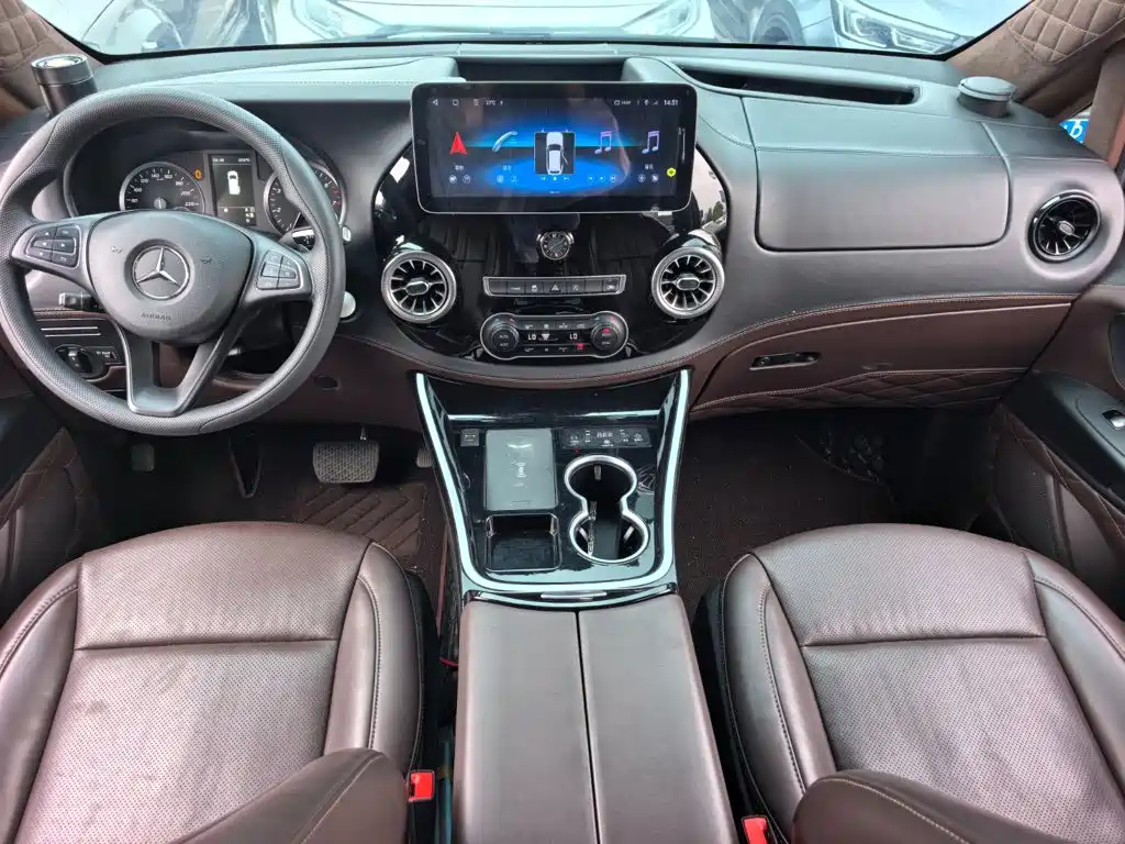 Mercedes-Benz Vito — фото 13