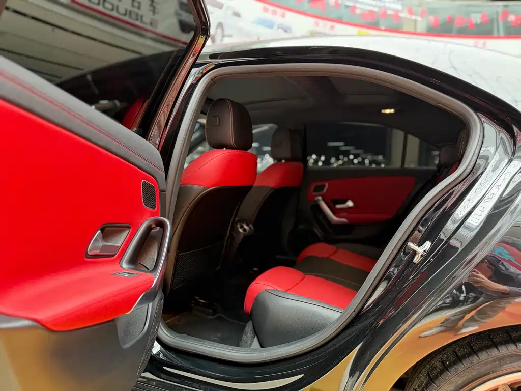 Mercedes-Benz A-Class AMG — фото 5
