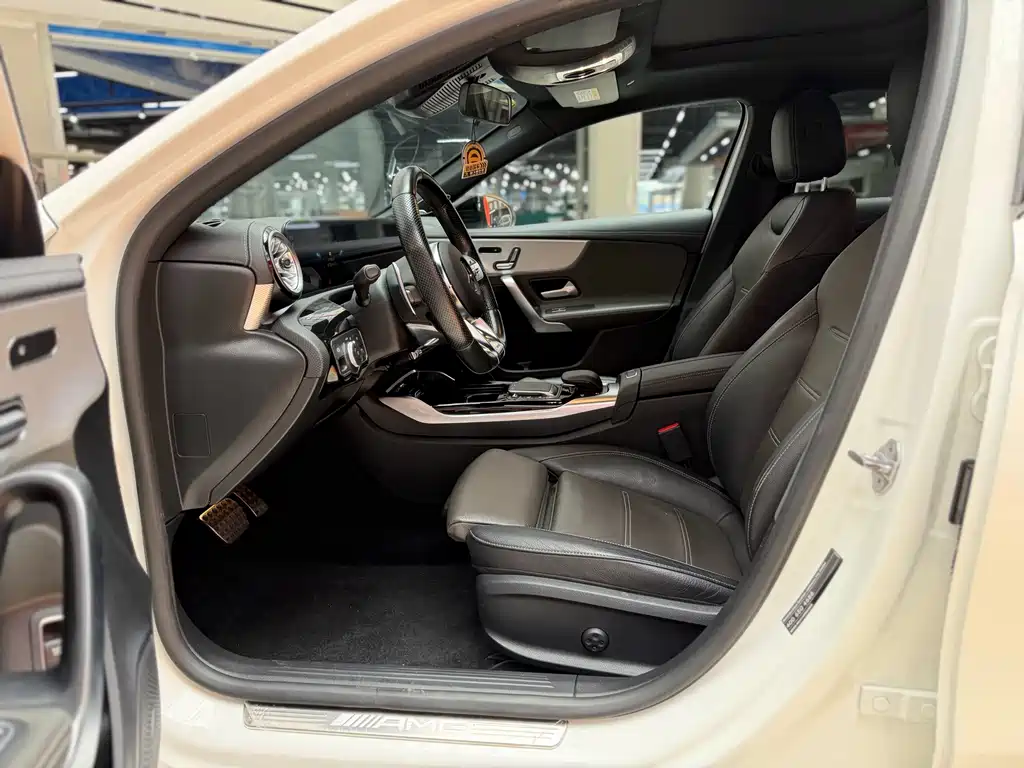 Mercedes-Benz A-Class AMG — фото 15