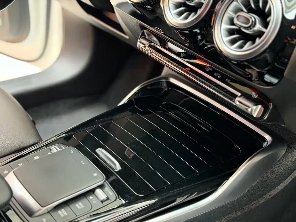 Mercedes-Benz A-Class AMG — фото 20