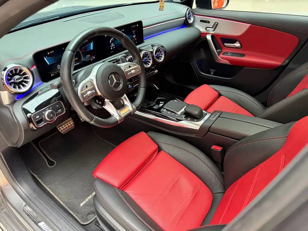 Mercedes-Benz A-Class AMG — фото 4