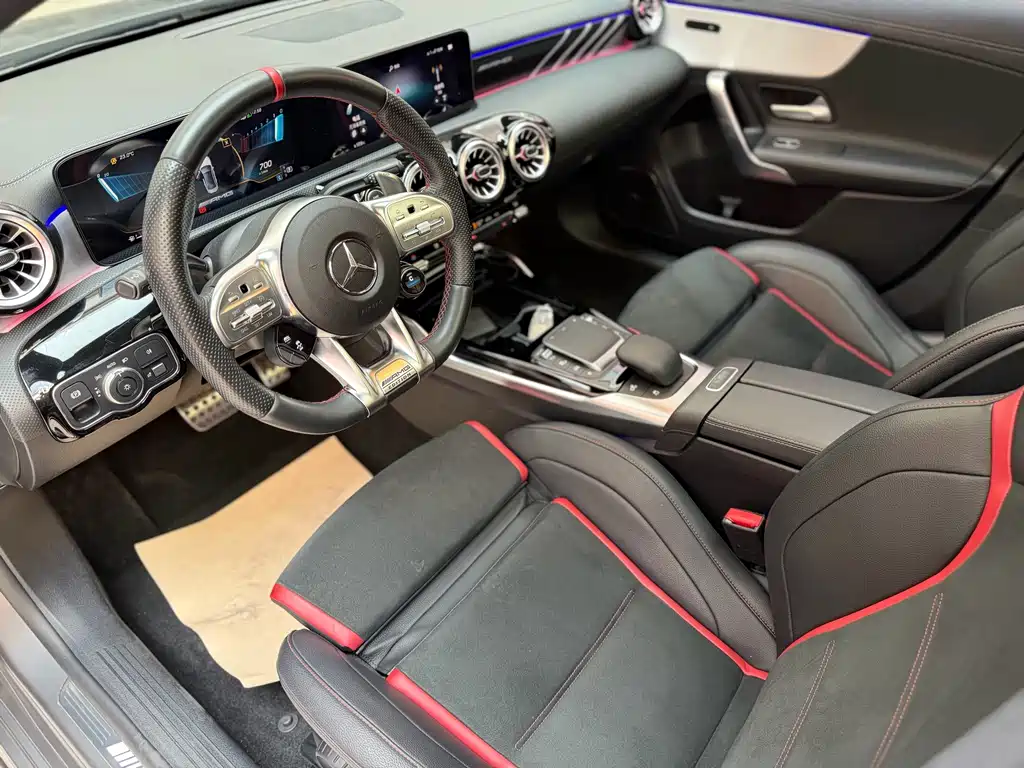 Mercedes-Benz A-Class AMG — фото 4