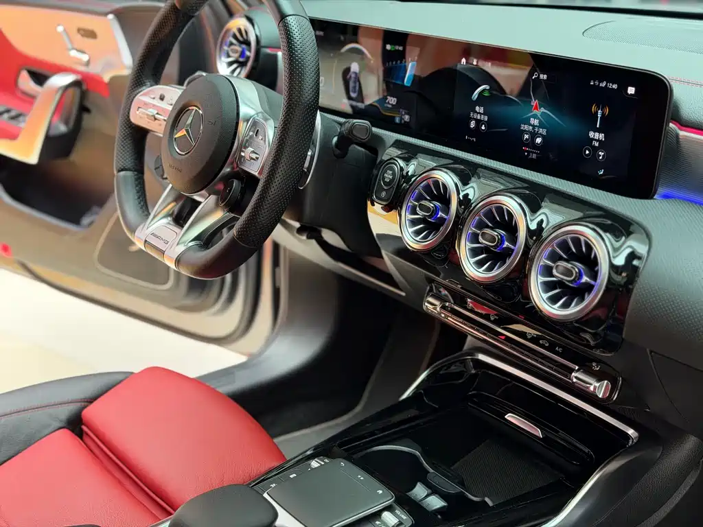 Mercedes-Benz A-Class AMG — фото 20