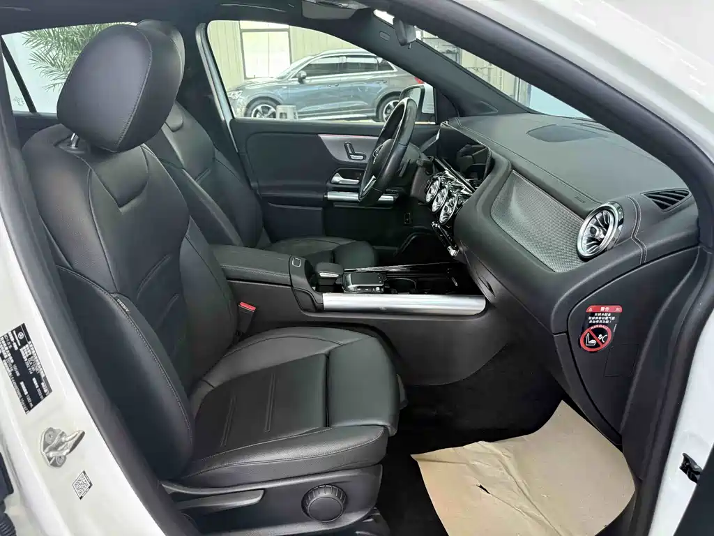Mercedes-Benz GLA — фото 22