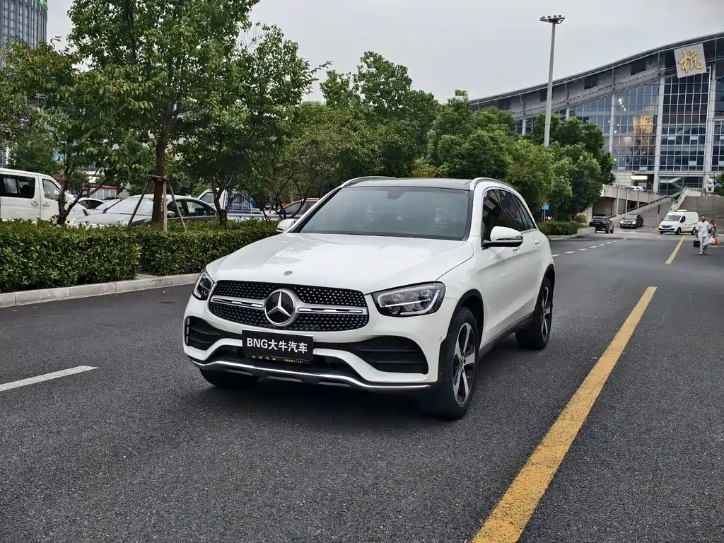Mercedes-Benz GLC — фото 1