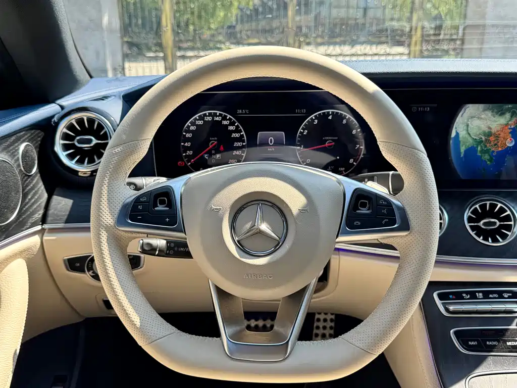 Mercedes-Benz E-Class (Import) — фото 13