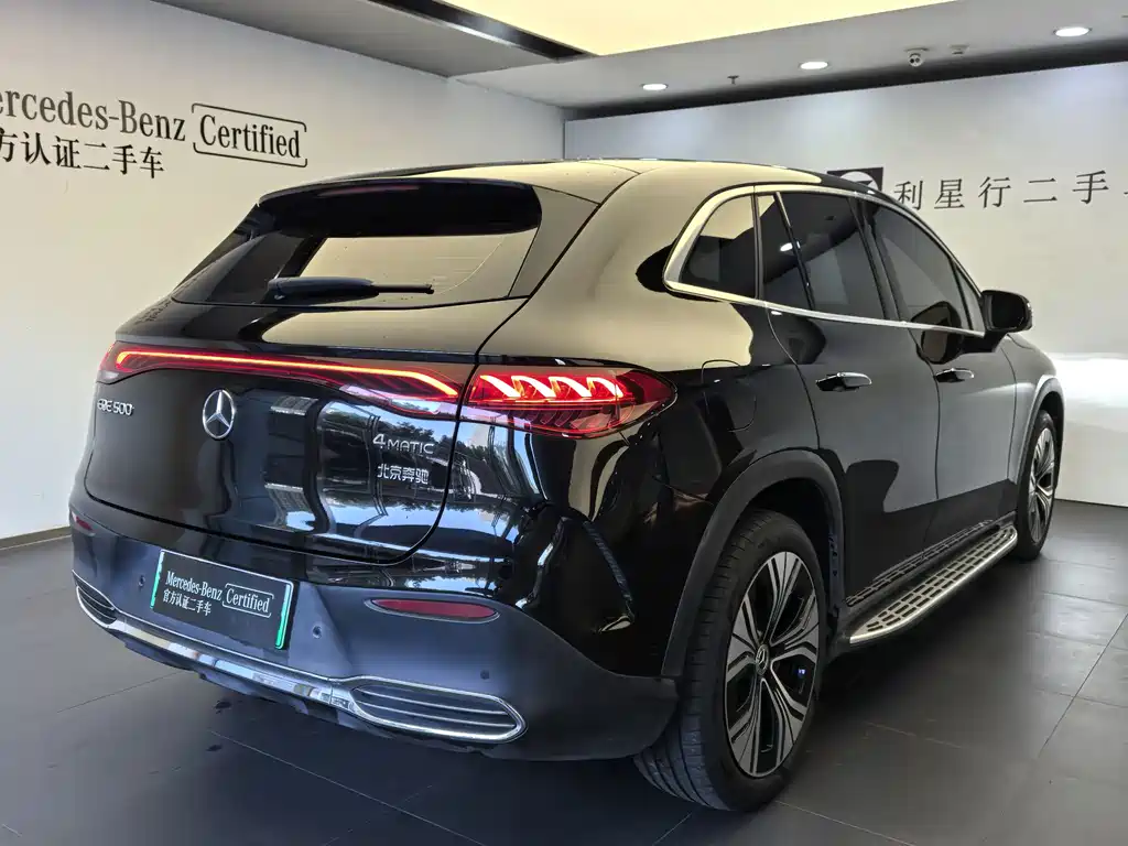 Mercedes-Benz EQE SUV — фото 4