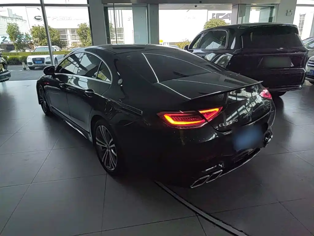 Mercedes-Benz CLS — фото 5
