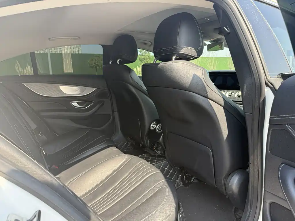Mercedes-Benz CLS — фото 6