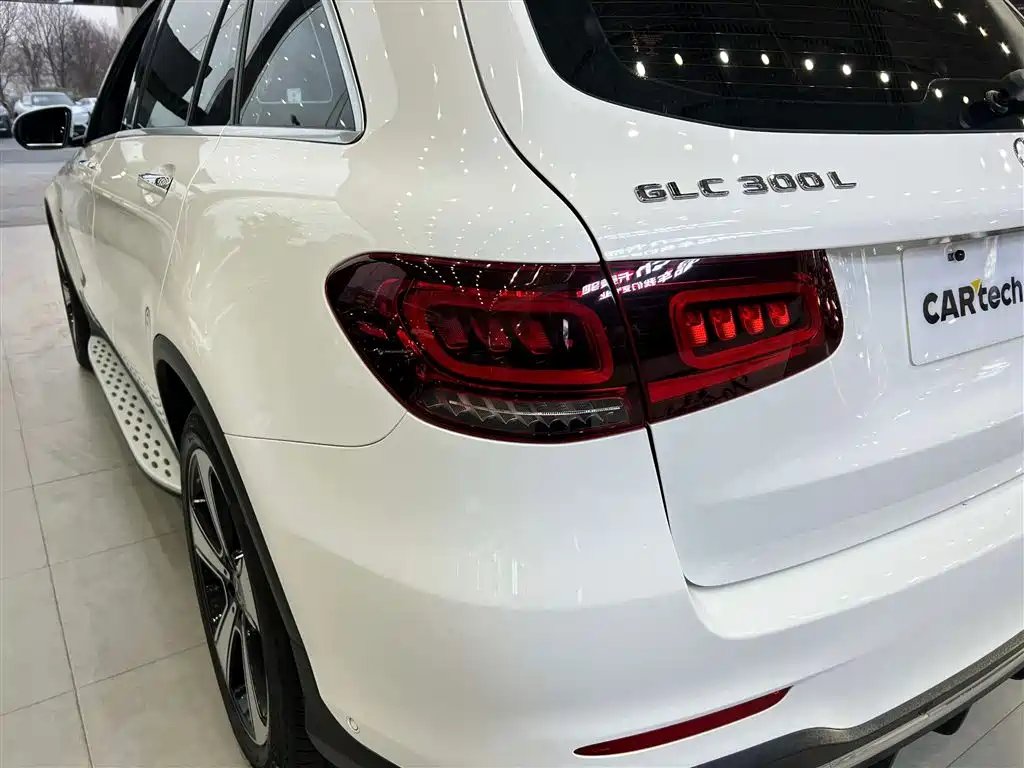 Mercedes-Benz GLC — фото 14