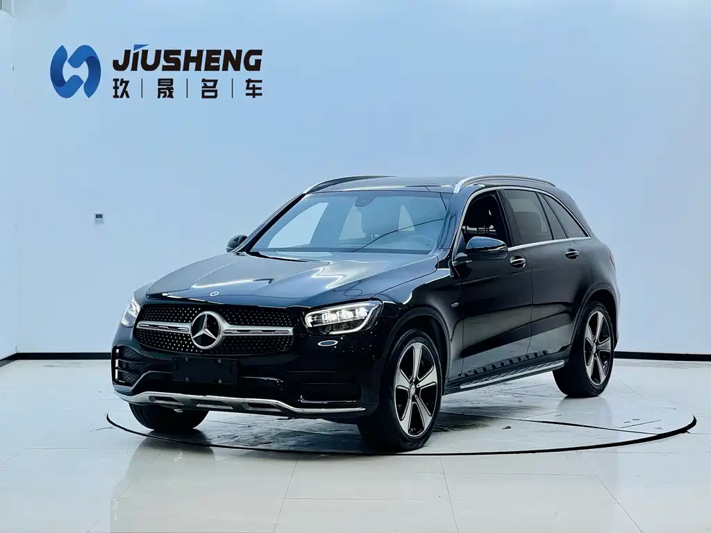 Mercedes-Benz GLC — фото 1