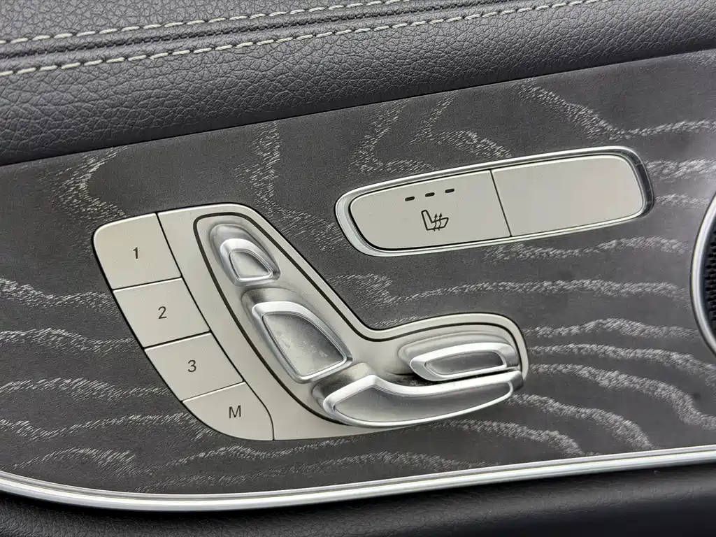 Mercedes-Benz E-Class (Import) — фото 4
