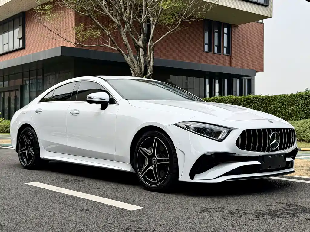 Mercedes-Benz CLS — фото 3