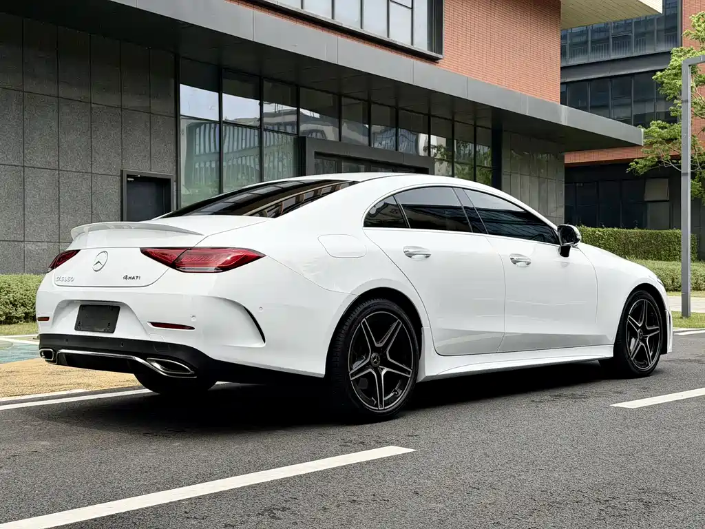 Mercedes-Benz CLS — фото 4