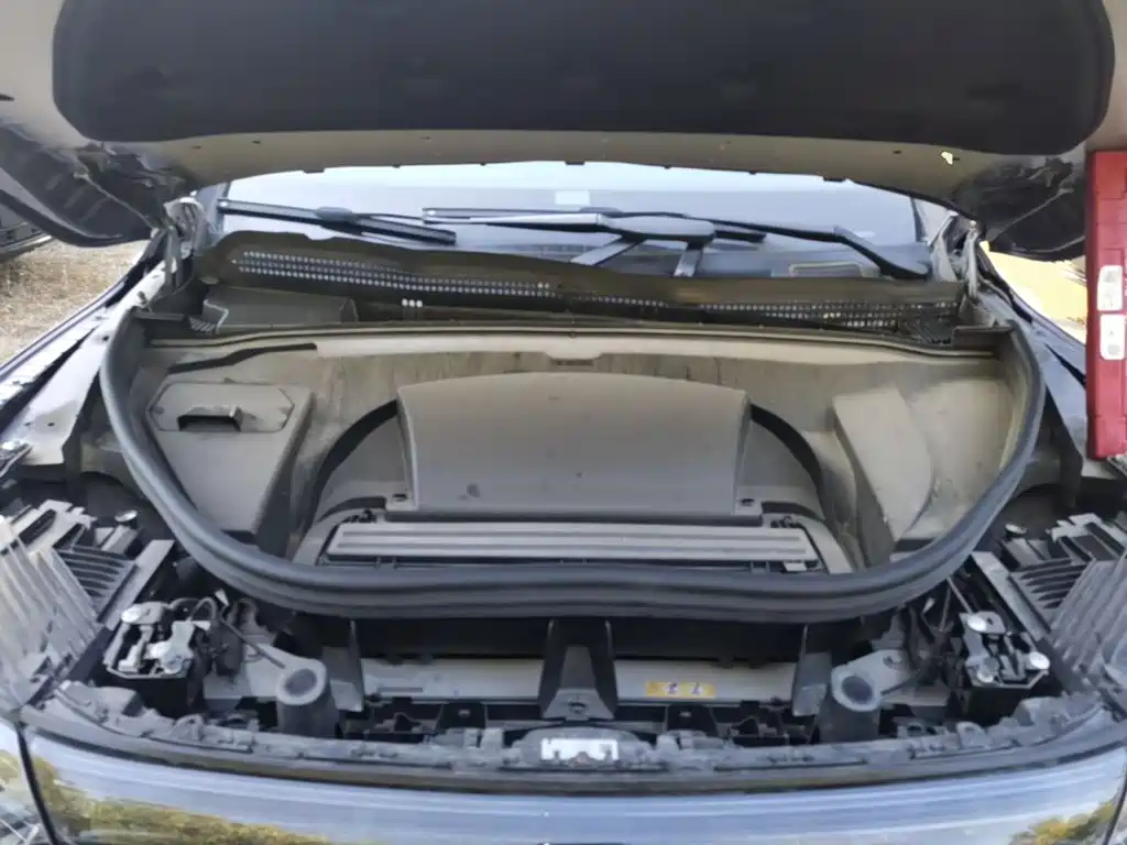 Mercedes-Benz EQE SUV — фото 20