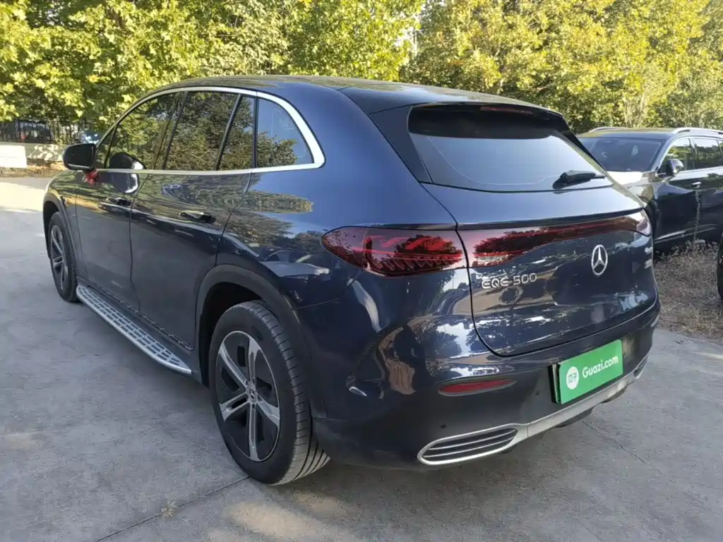 Mercedes-Benz EQE SUV — фото 5