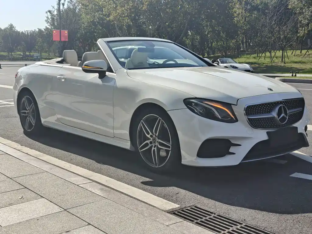 Mercedes-Benz E-Class (Import) — фото 3