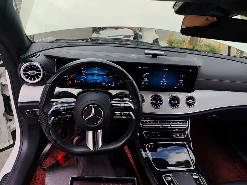 Mercedes-Benz E-Class (Import) — фото 10