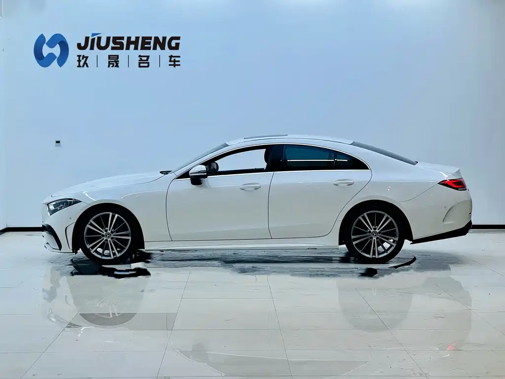 Mercedes-Benz CLS — фото 3