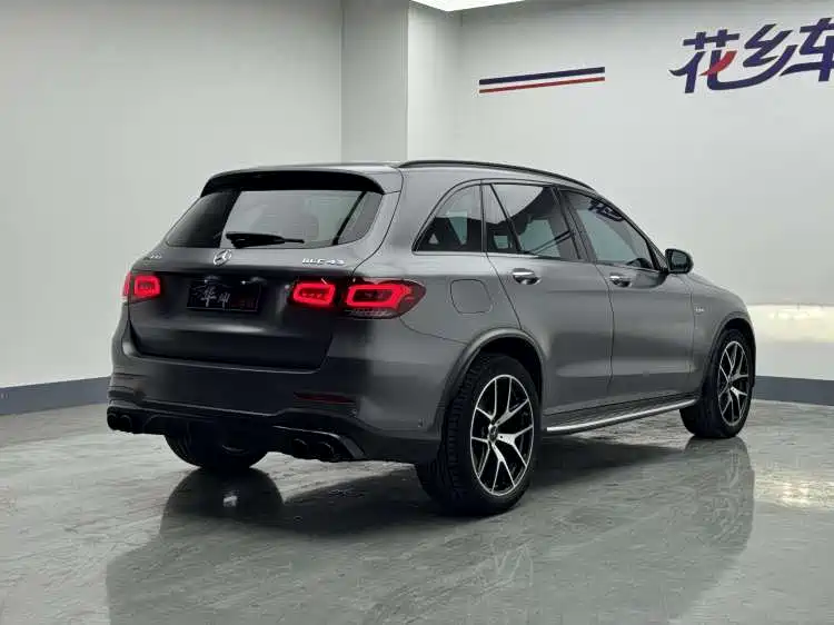 Mercedes-Benz GLC AMG — фото 2