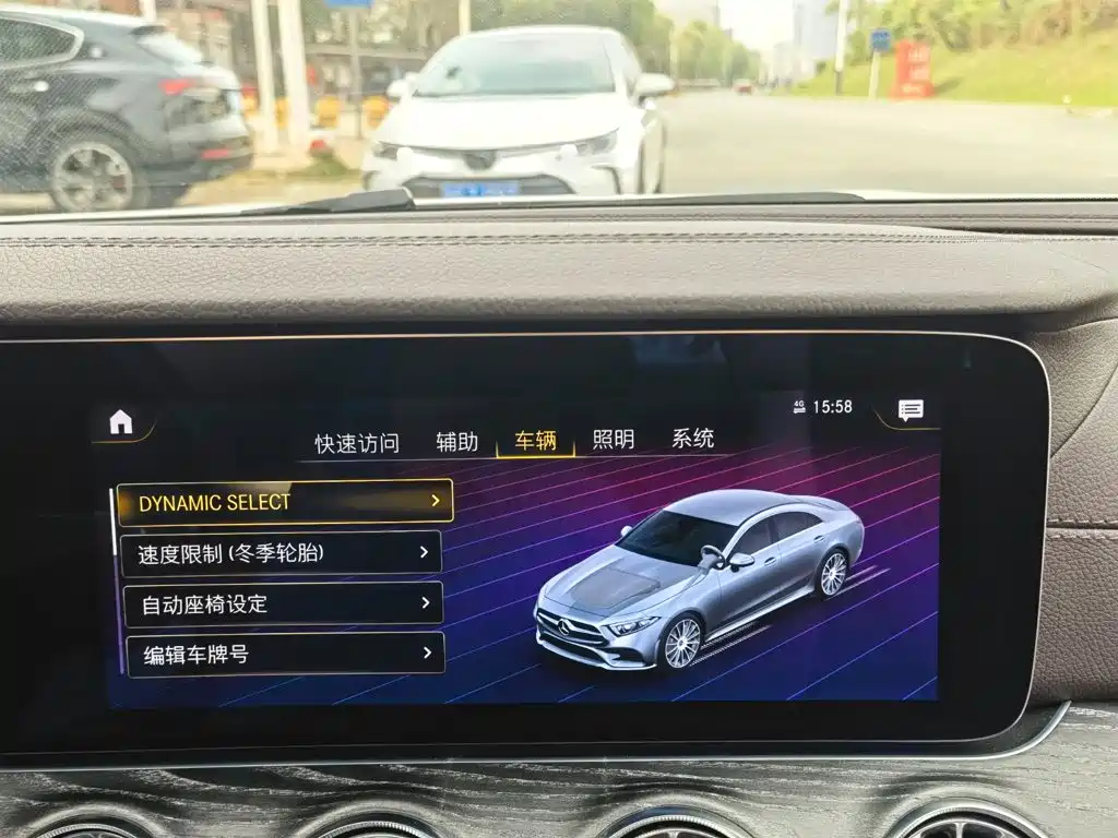 Mercedes-Benz CLS — фото 21