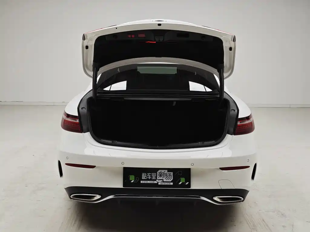 Mercedes-Benz E-Class (Import) — фото 11