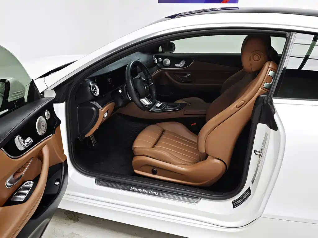 Mercedes-Benz E-Class (Import) — фото 15